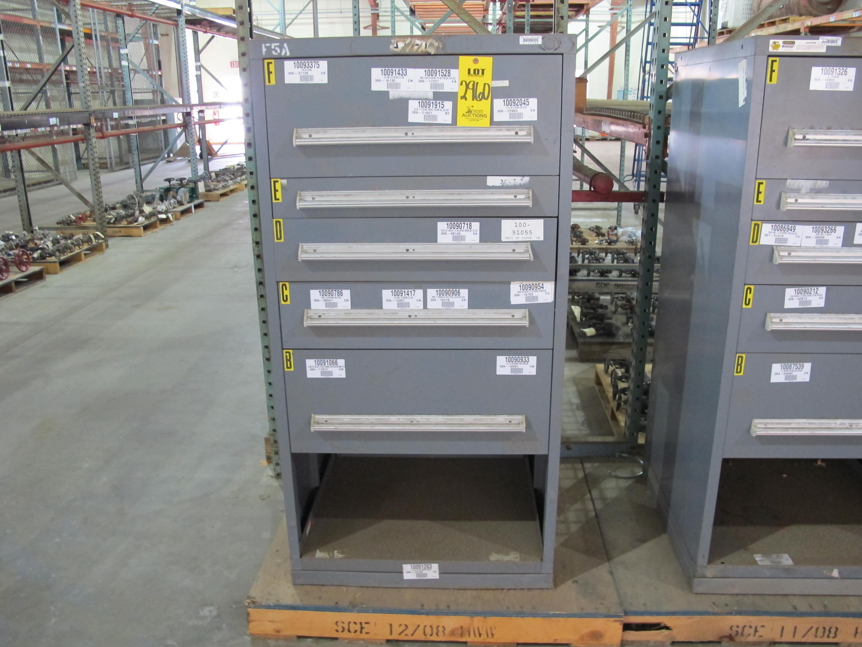 STANLEY VIDMAR HEAVY DUTY 5-DRAWER PARTS CABINET W/ CONTENTS (W-51) LOADING & HANDLING FEE $25-